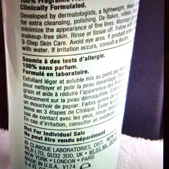 Clinique 7 day scrub cream rinse off formula 3.4 fl oz - Picture 2 of 2